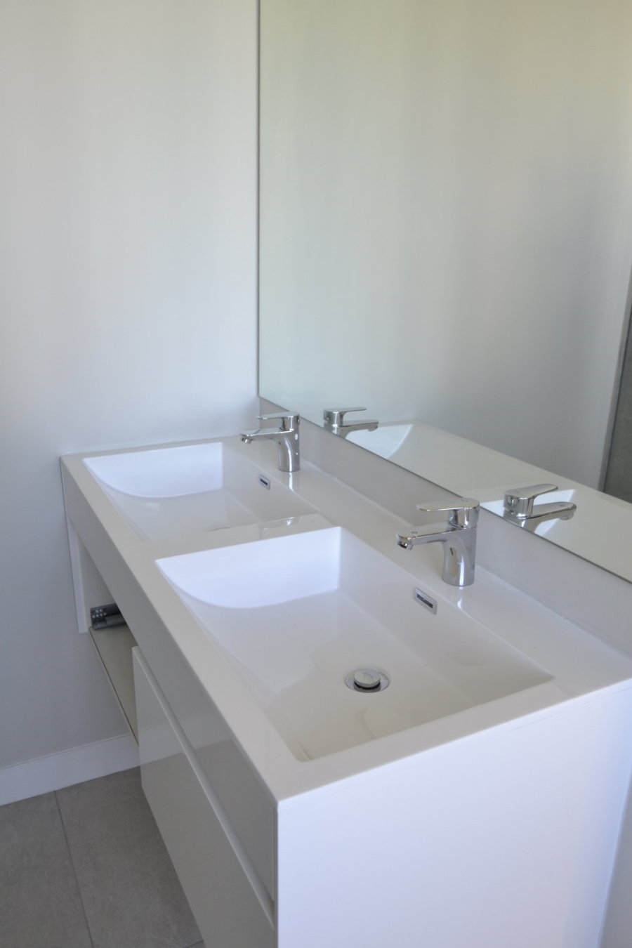 To Let 4 Bedroom Property for Rent in Croydon Gardens Estate Western Cape